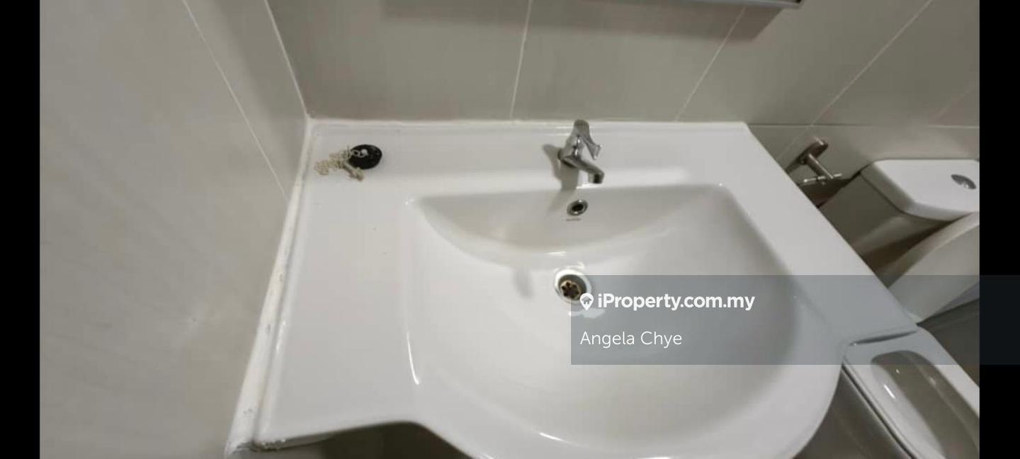 Service Residence for Rent in Meridin Bayvue @ Sierra Perdana by Angela Chye - iProperty.com.my