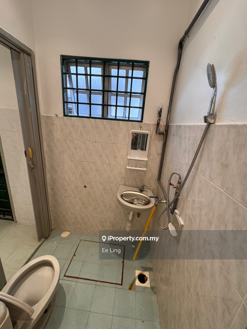 Rumah Berangkai 2.5 Tingkat untuk Disewa di BANDAR PUCHONG JAYA, Puchong oleh Ee Ling - iProperty.com.my