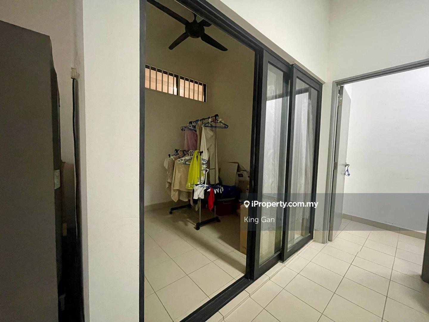 Condominium for Sale in Vila Vista by King Gan - iProperty.com.my