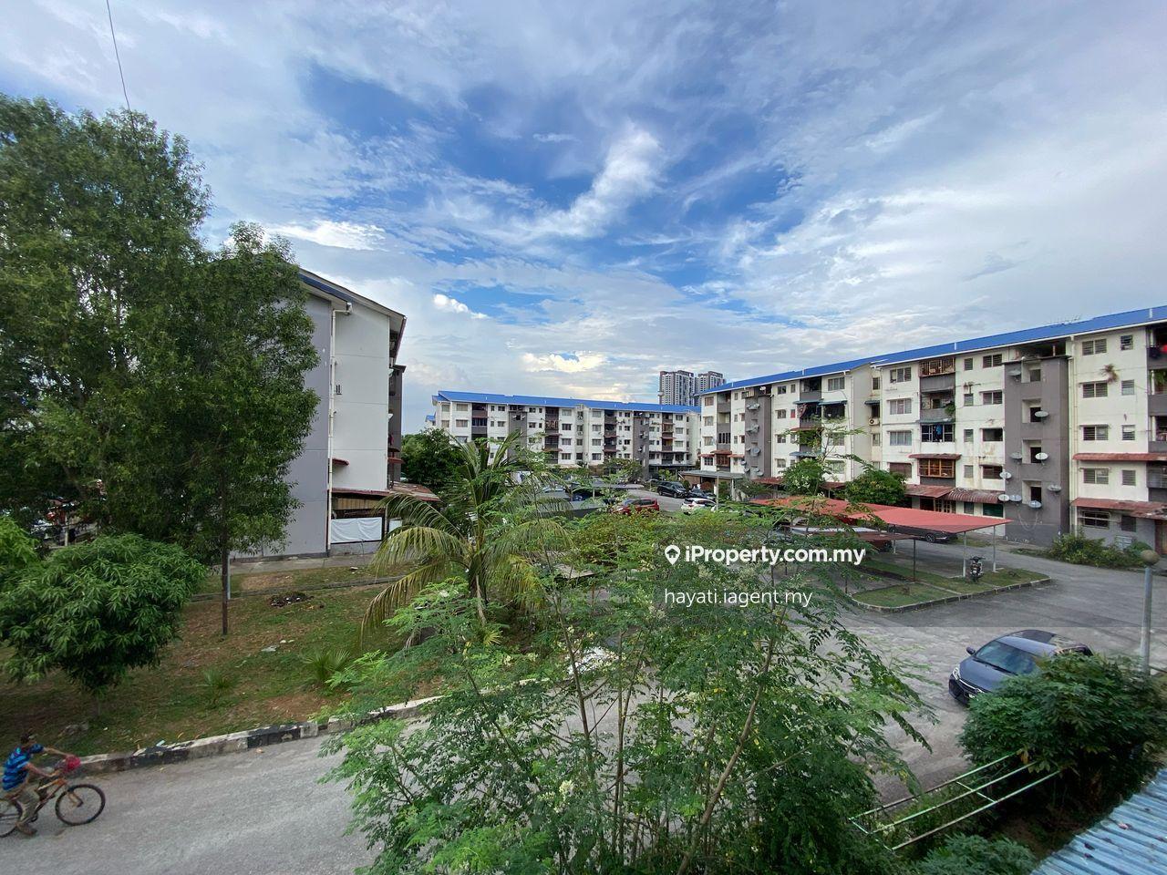 Pangsapuri untuk Dijual di PKNS Seri Kembangan oleh hayati.iagent.my - iProperty.com.my