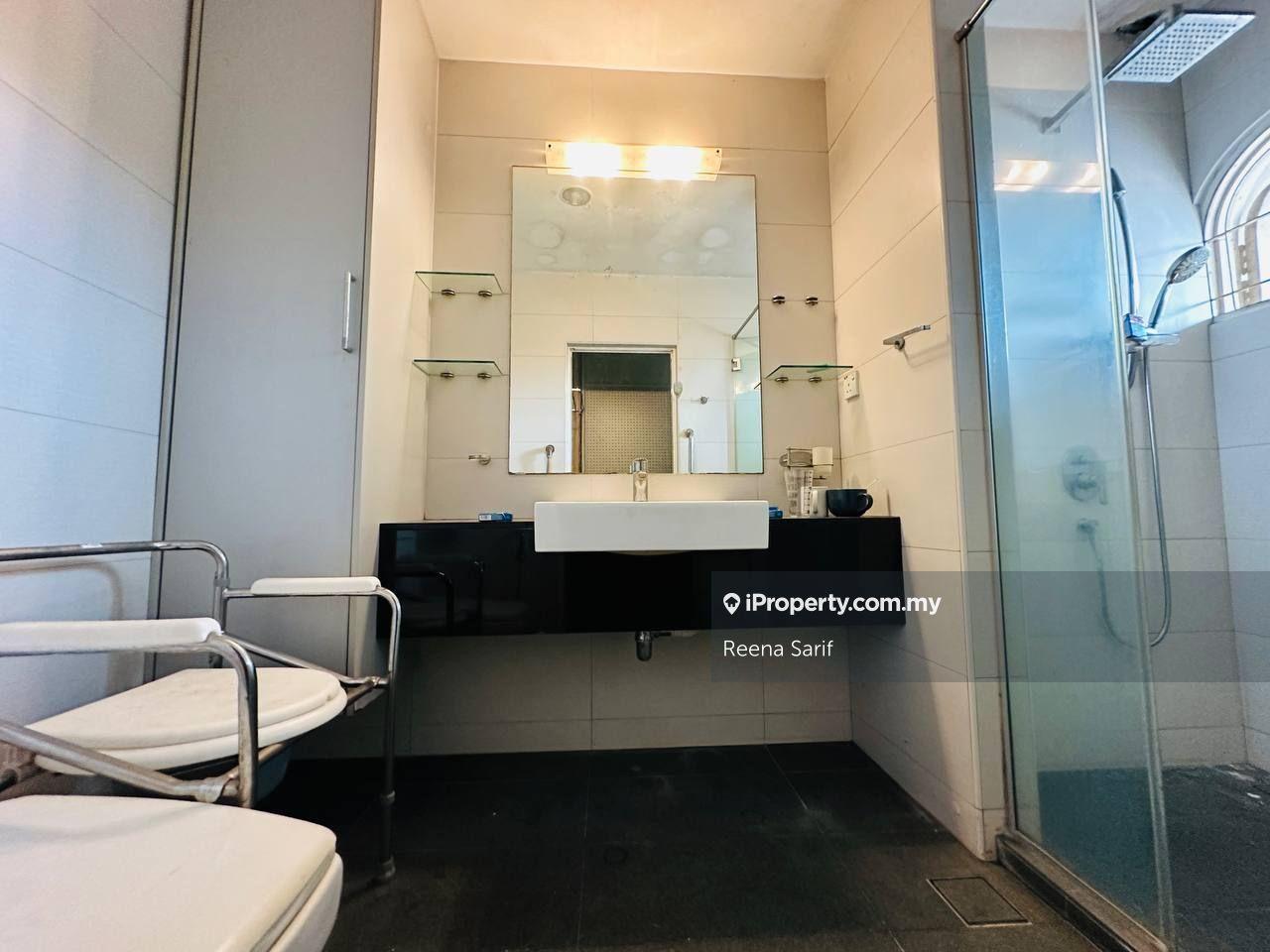 Banglo untuk Dijual di Bungalow Double Storey SS2 Pj, Petaling Jaya oleh Reena Sarif - iProperty.com.my