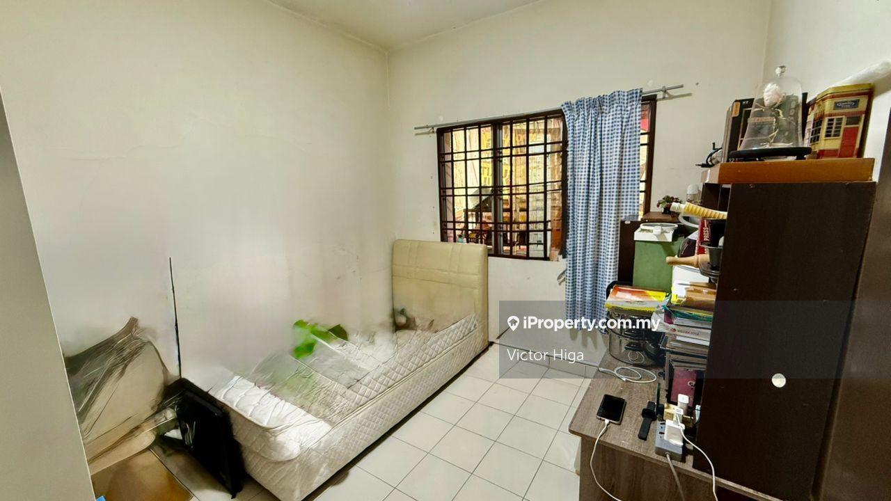 Rumah Berangkai 2 Tingkat untuk Dijual di Taman Puchong Hartamas, Puchong oleh Victor Higa - iProperty.com.my