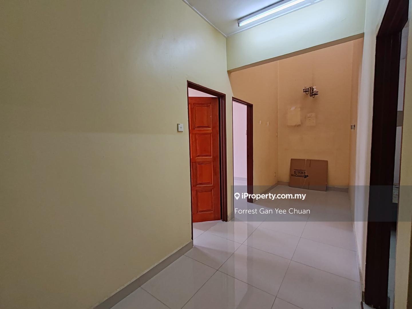 Rumah Berangkai 2 Tingkat untuk Dijual di Taman Saga, Klang oleh Forrest Gan Yee Chuan - iProperty.com.my
