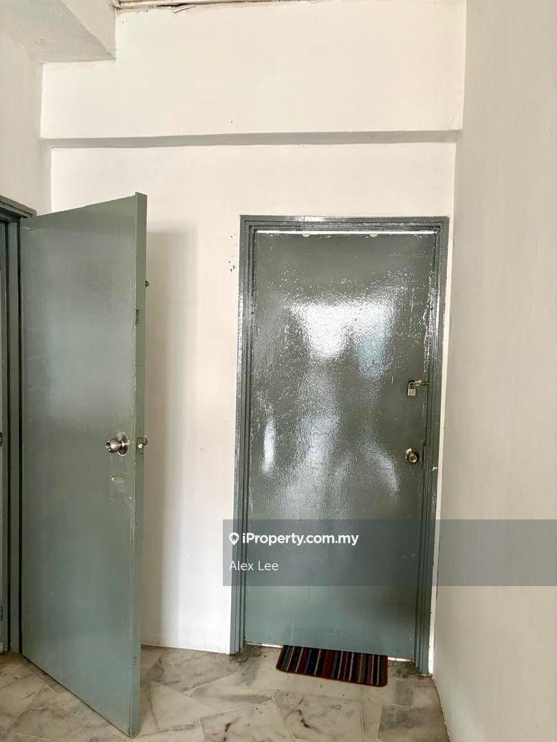 Flat for Sale in Pusat Bandar Puchong by Alex Lee - iProperty.com.my