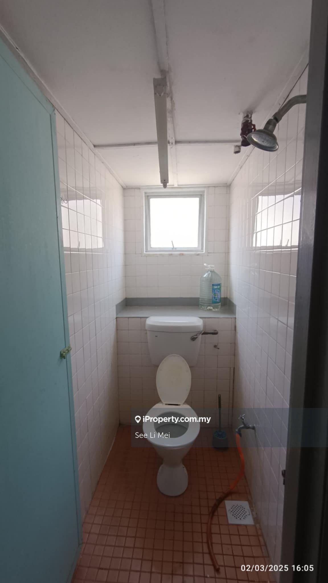 Pejabat untuk Disewa di Pusat Bandar Sri Gombak, Batu Caves oleh See Li Mei - iProperty.com.my