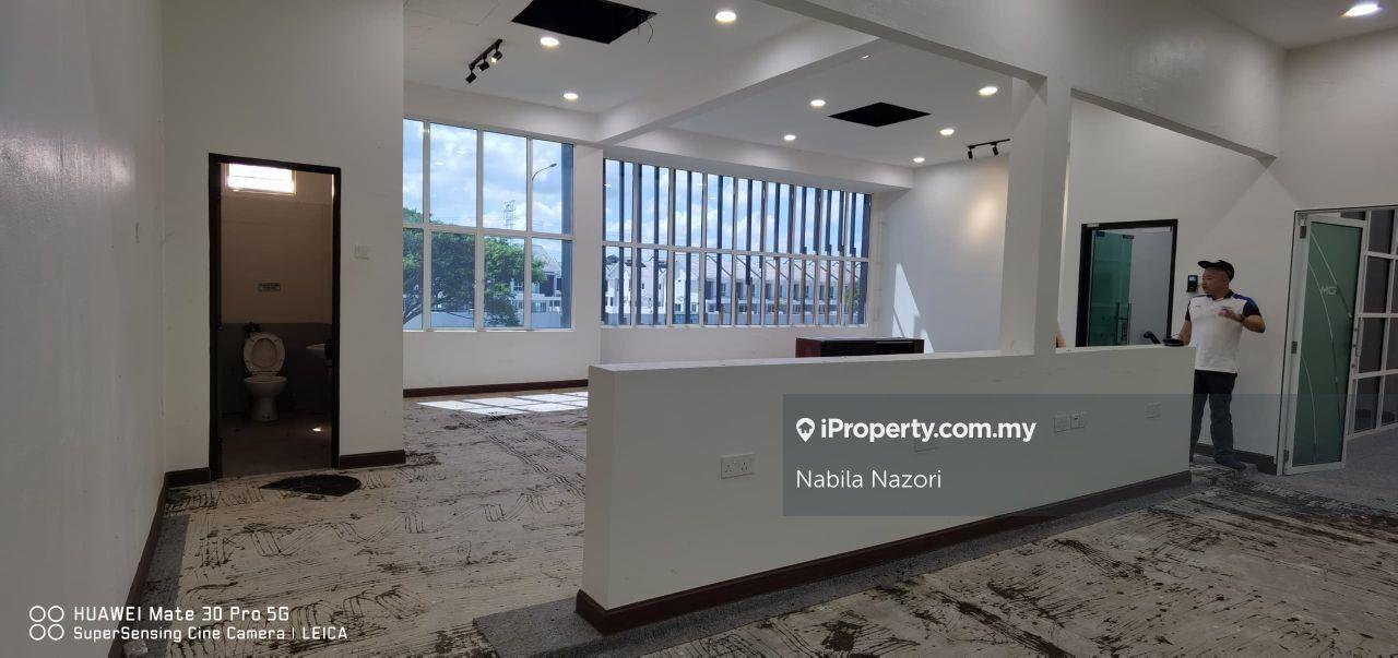 Gudang untuk Disewa di Kampung Padang Enggang, Pasir Ha oleh Nabila Nazori - iProperty.com.my