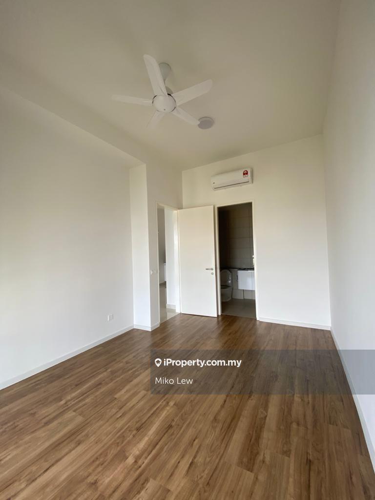 Service Residence for Sale in The Park Sky Residence by Miko Lew - iProperty.com.my