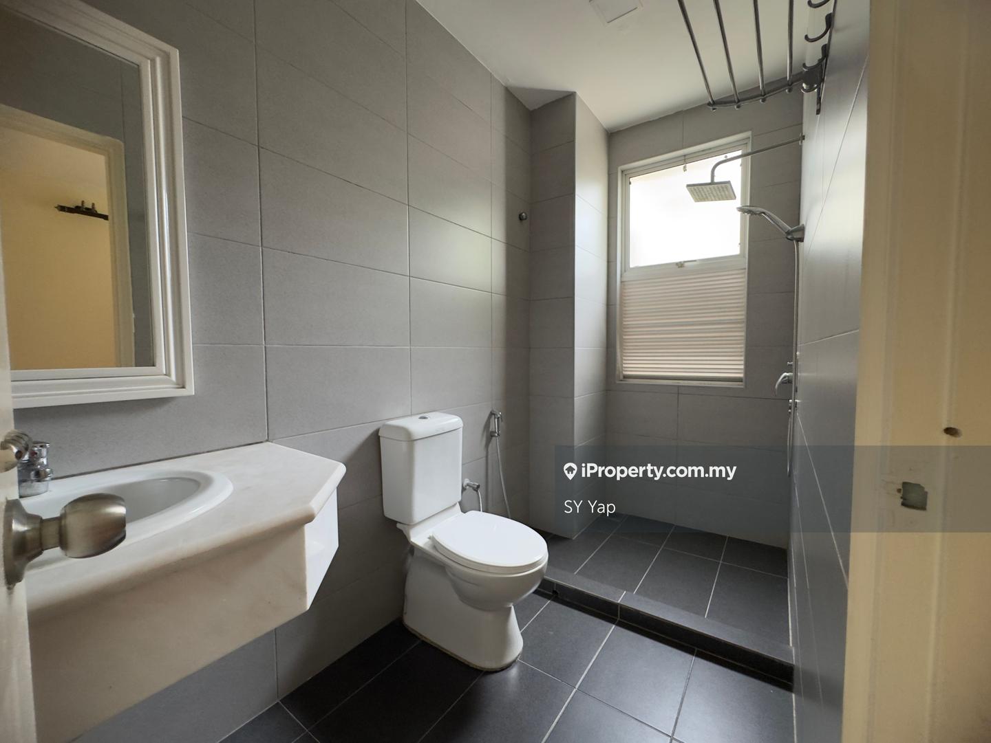 Rumah Berangkai 3 Tingkat untuk Disewa di Adiva Courtyard Desa Parkcity, Desa Parkcity oleh SY Yap - iProperty.com.my