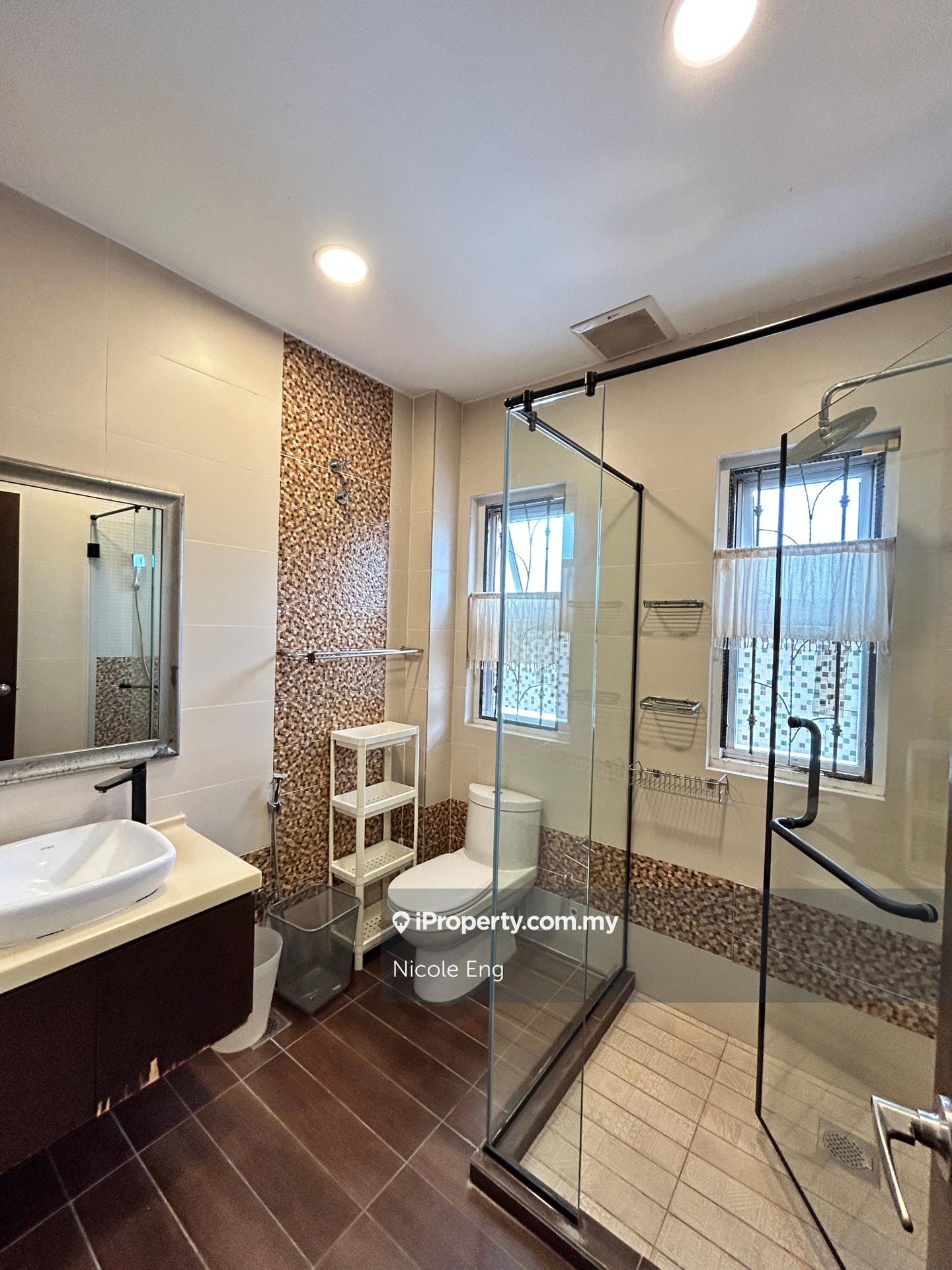 Rumah Berangkai 2 Tingkat untuk Disewa di Kota Kemuning, Shah Alam oleh Nicole Eng - iProperty.com.my