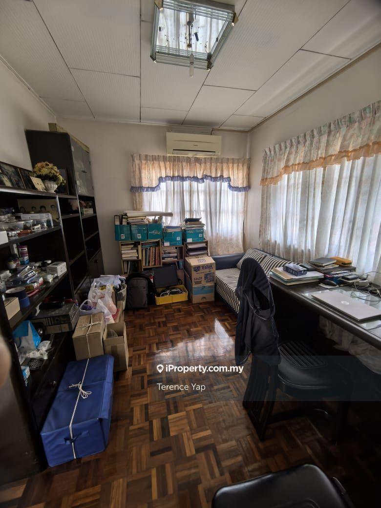 Semi-Detached House for Sale in Old Klang Road OUG Happy Garden, Jalan Klang Lama (Old Klang Road) by Terence Yap - iProperty.com.my