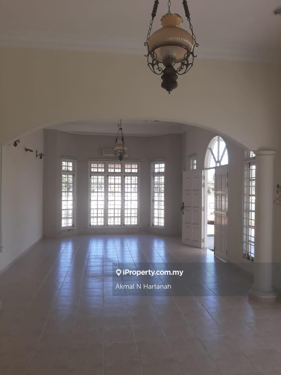 Banglo untuk Dijual di Villa Puteri Cempaka, Kota Bharu oleh Akmal N Hartanah - iProperty.com.my