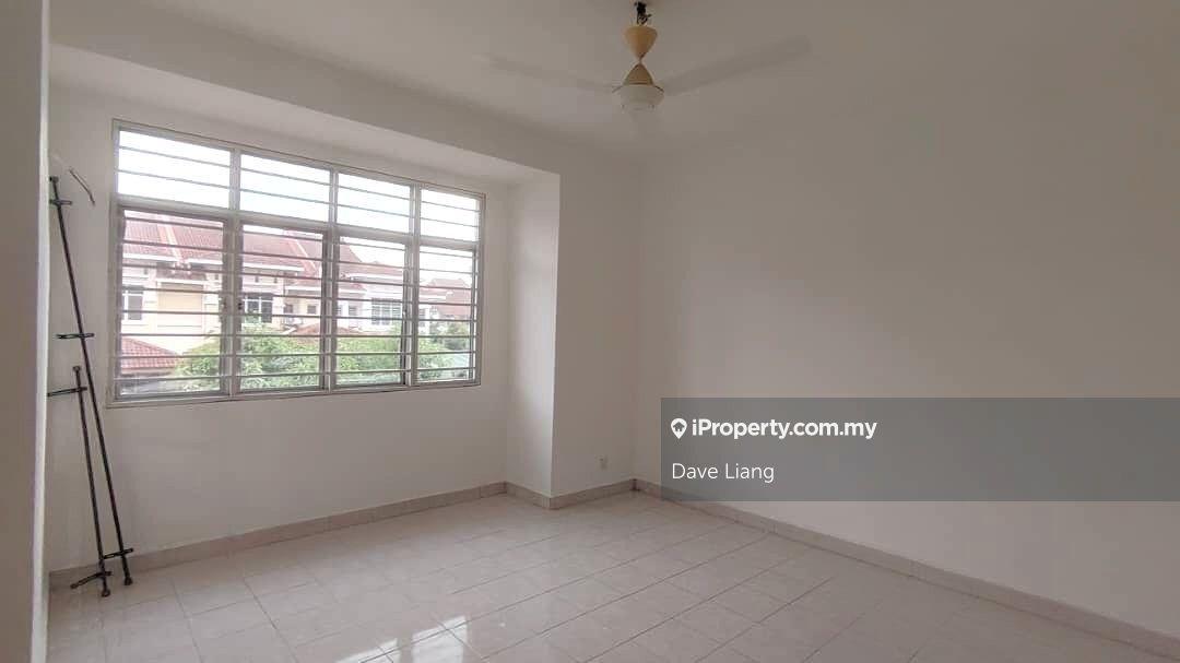 Terraced House for Sale in Taman Putra Impiana, Puchong by Dave Liang - iProperty.com.my