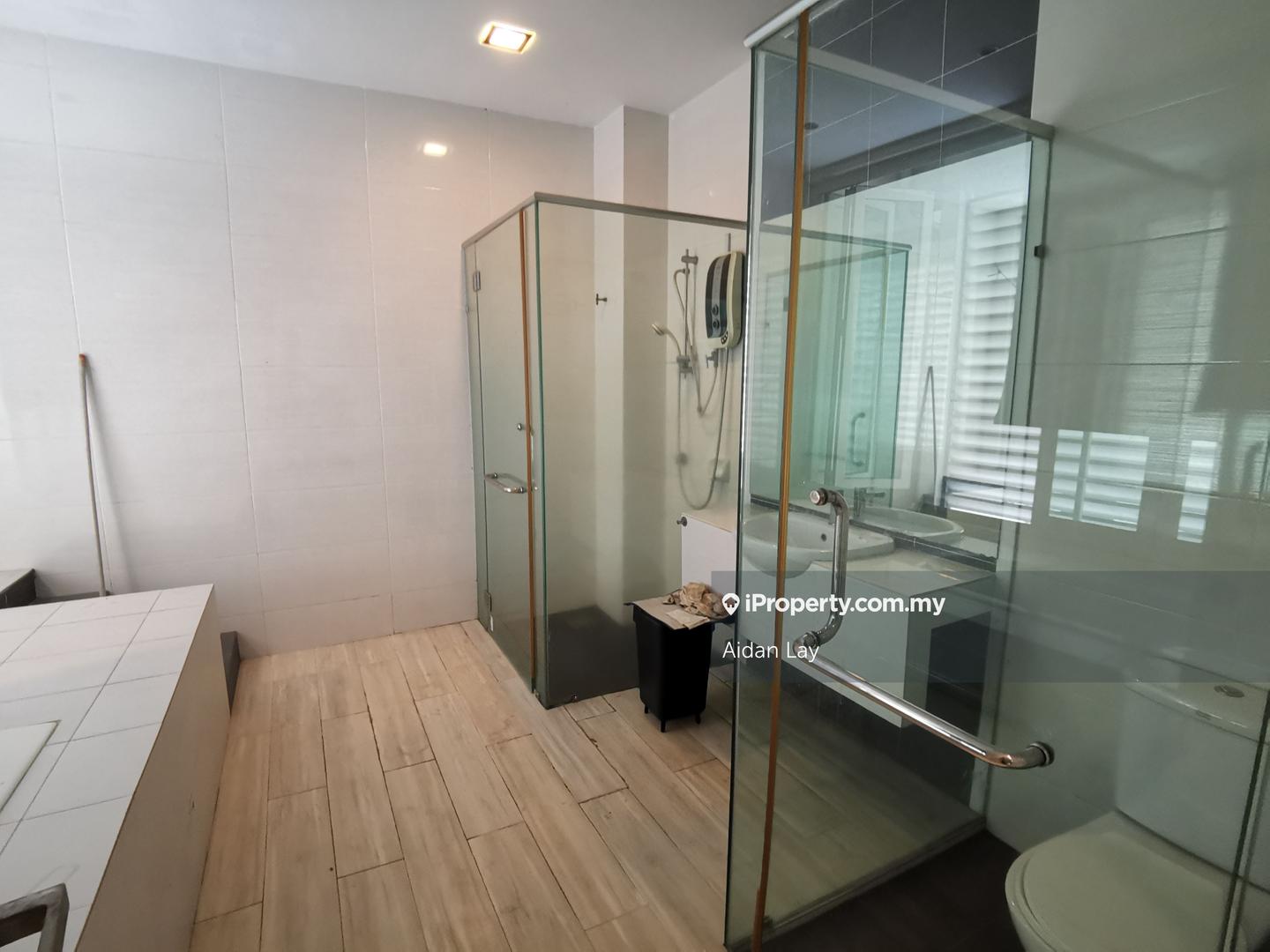 Townhouse for Sale in Kampung Sungai Kayu Ara, Petaling Jaya by Aidan Lay - iProperty.com.my