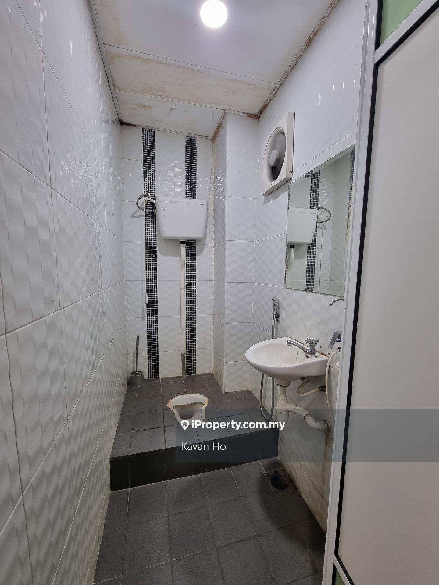 Shop for Sale in BANDAR PUCHONG JAYA, Puchong by Kavan Ho - iProperty.com.my