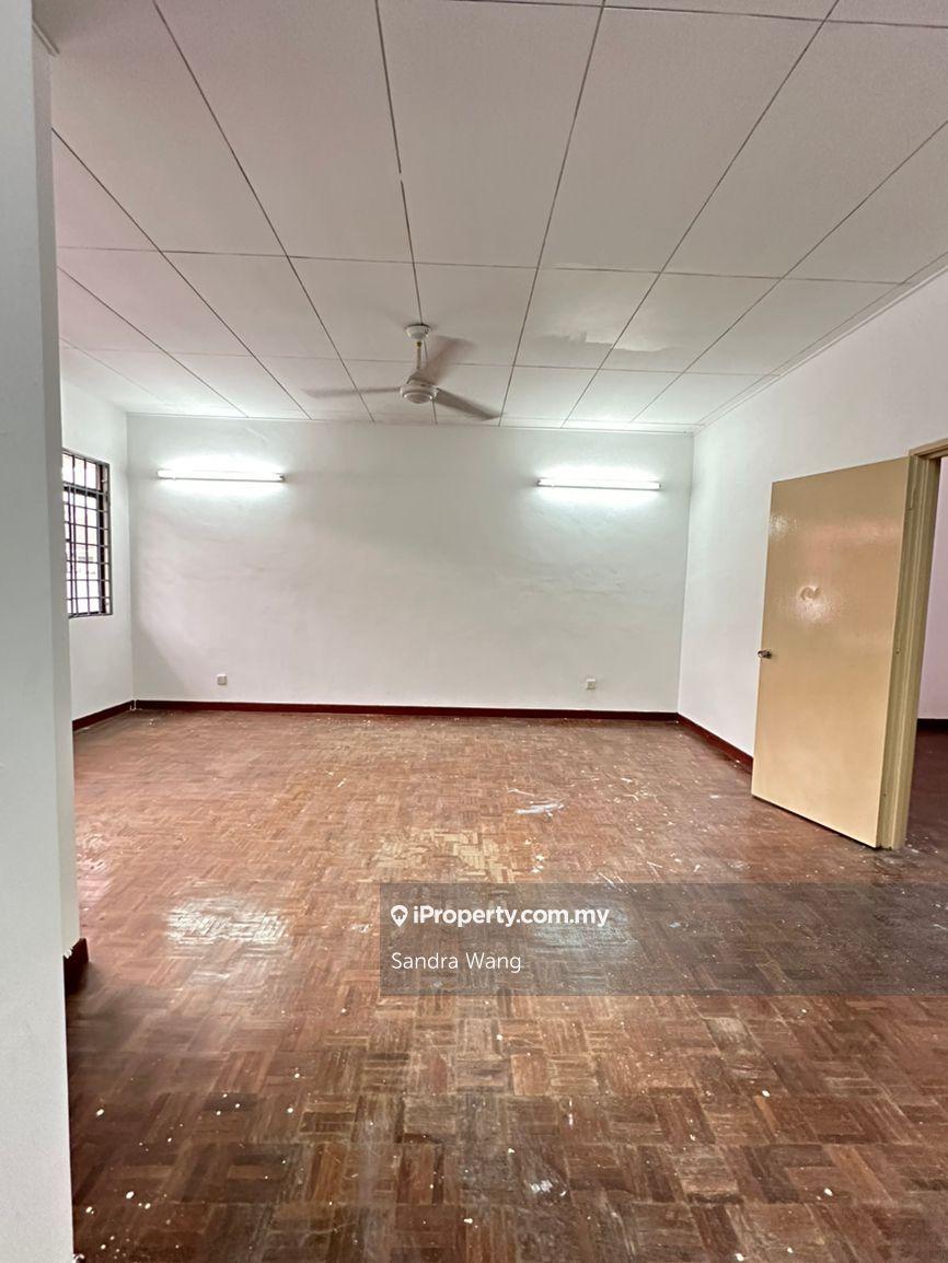 Rumah Berangkai 2.5 Tingkat untuk Dijual di Bandar Utama 11, Bandar Utama oleh Sandra Wang - iProperty.com.my