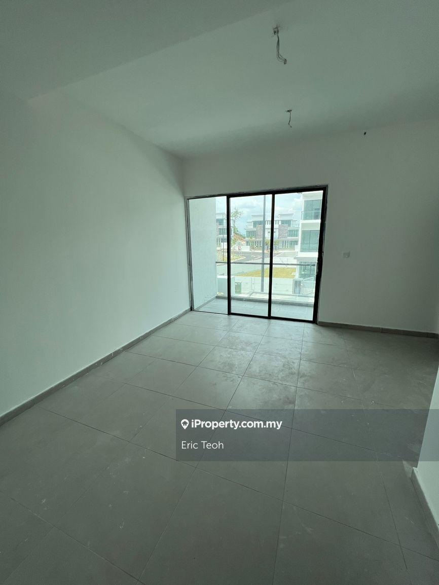 3-storey Terraced House for Sale in Residensi Bukit Orkid (Orchid Hills), Batu 9, Cheras by Eric Teoh - iProperty.com.my