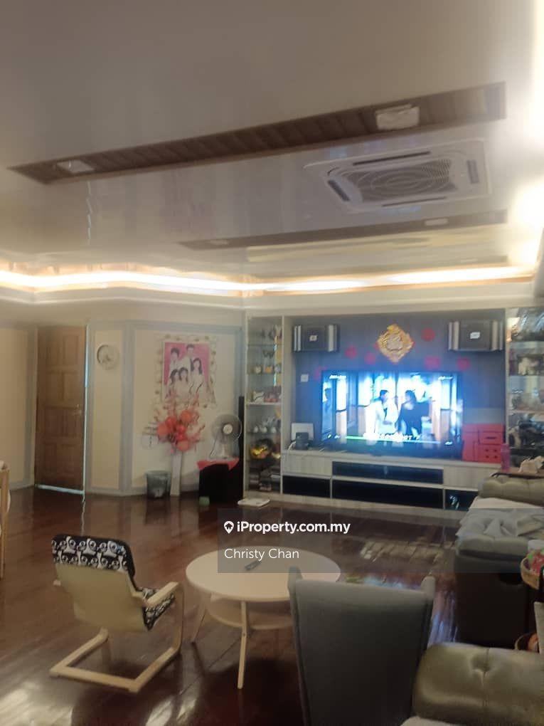 Banglo untuk Dijual di Country Heights, Kajang oleh Christy Chan - iProperty.com.my