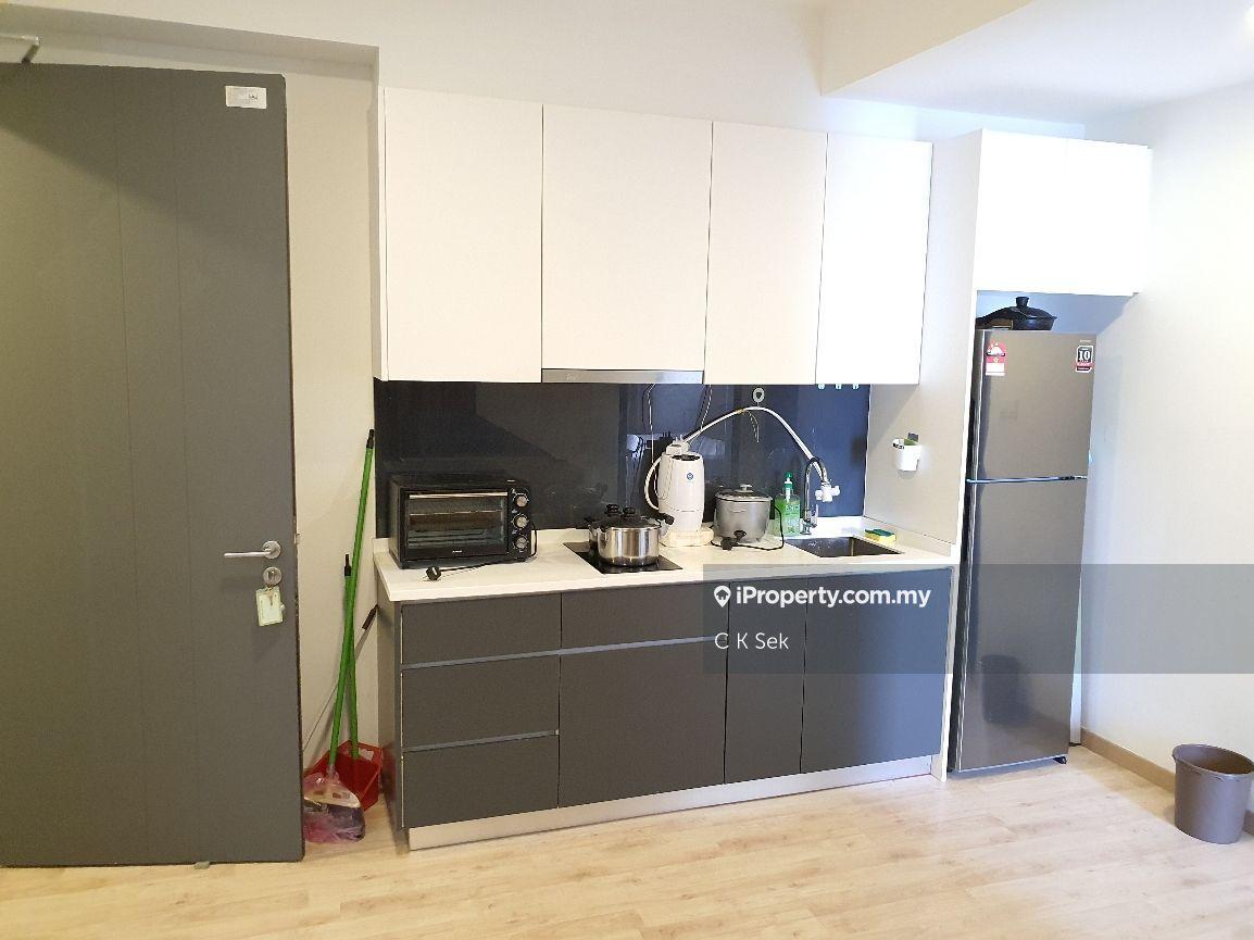 Residensi Servis untuk Disewa di Emporis oleh C K Sek - iProperty.com.my
