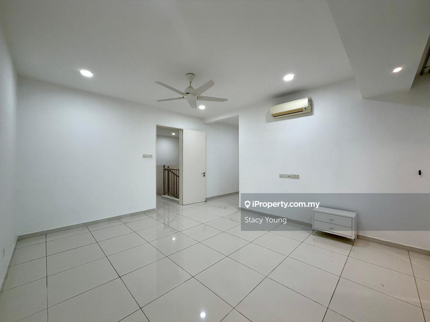 Rumah Berangkai 3 Tingkat untuk Dijual di Taman Cheras Vista, Cheras oleh Stacy Young - iProperty.com.my