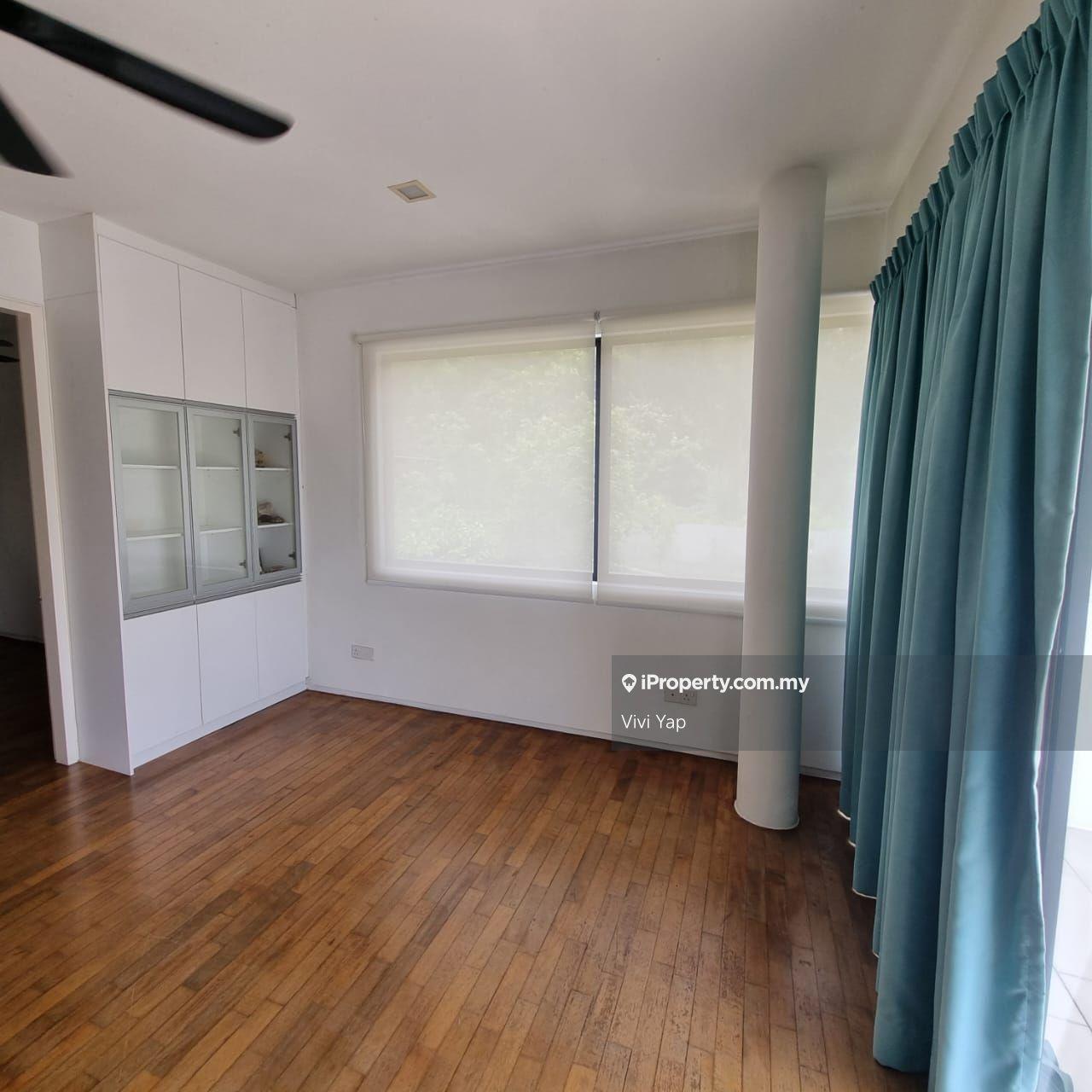 3-storey Terraced House for Sale in Bluconstellation Seri Kembangan, Seri Kembangan by Vivi Yap - iProperty.com.my