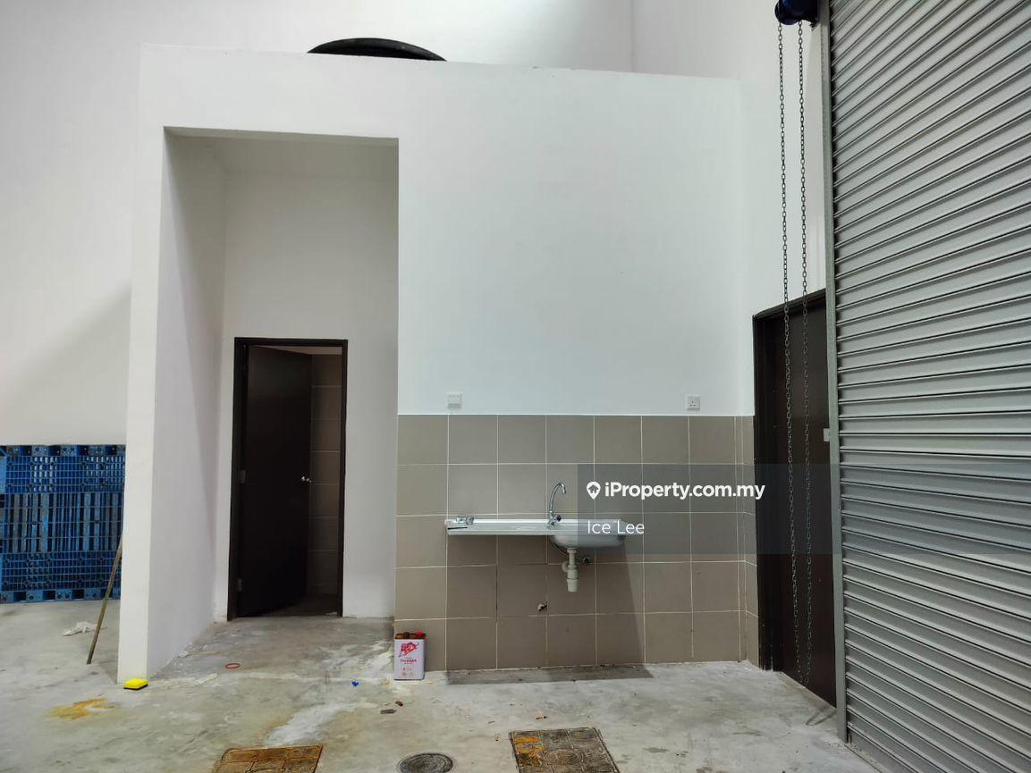Kilang Teres untuk Dijual di Seksyen 32, Shah Alam oleh Ice Lee - iProperty.com.my