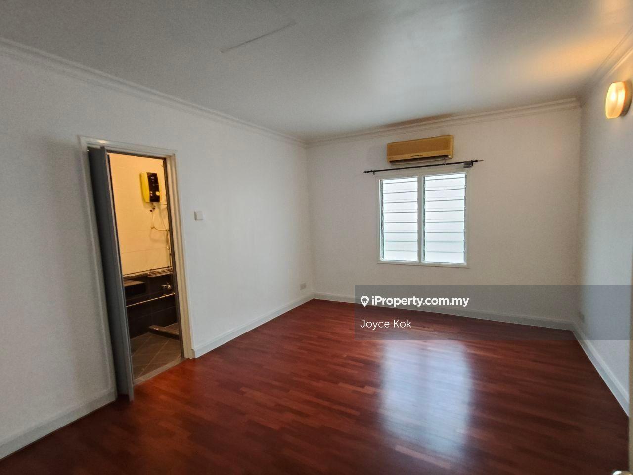 Rumah Berangkai 2 Tingkat untuk Dijual di Usj 5, Subang Jaya oleh Joyce Kok - iProperty.com.my