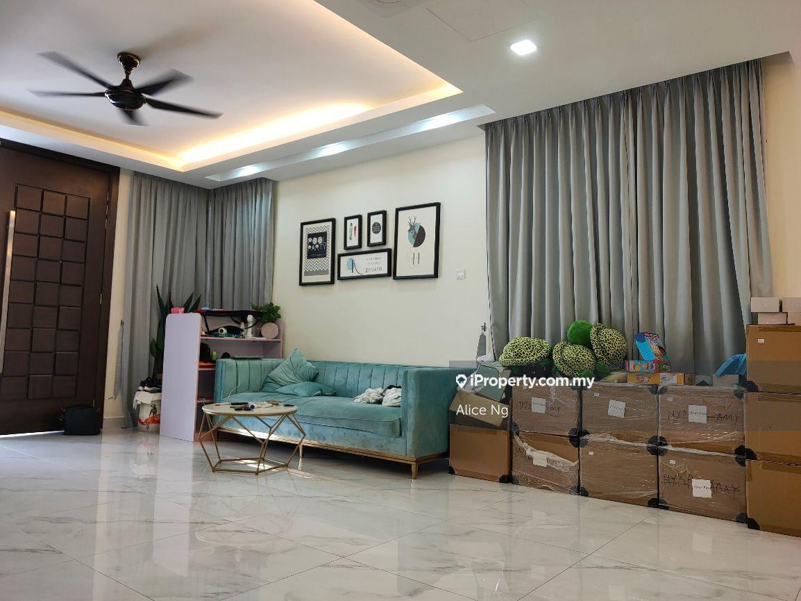 2-storey Terraced House for Sale in Ampang Saujana phase 3 End lot with extra Land, Ampang by Alice Ng - iProperty.com.my