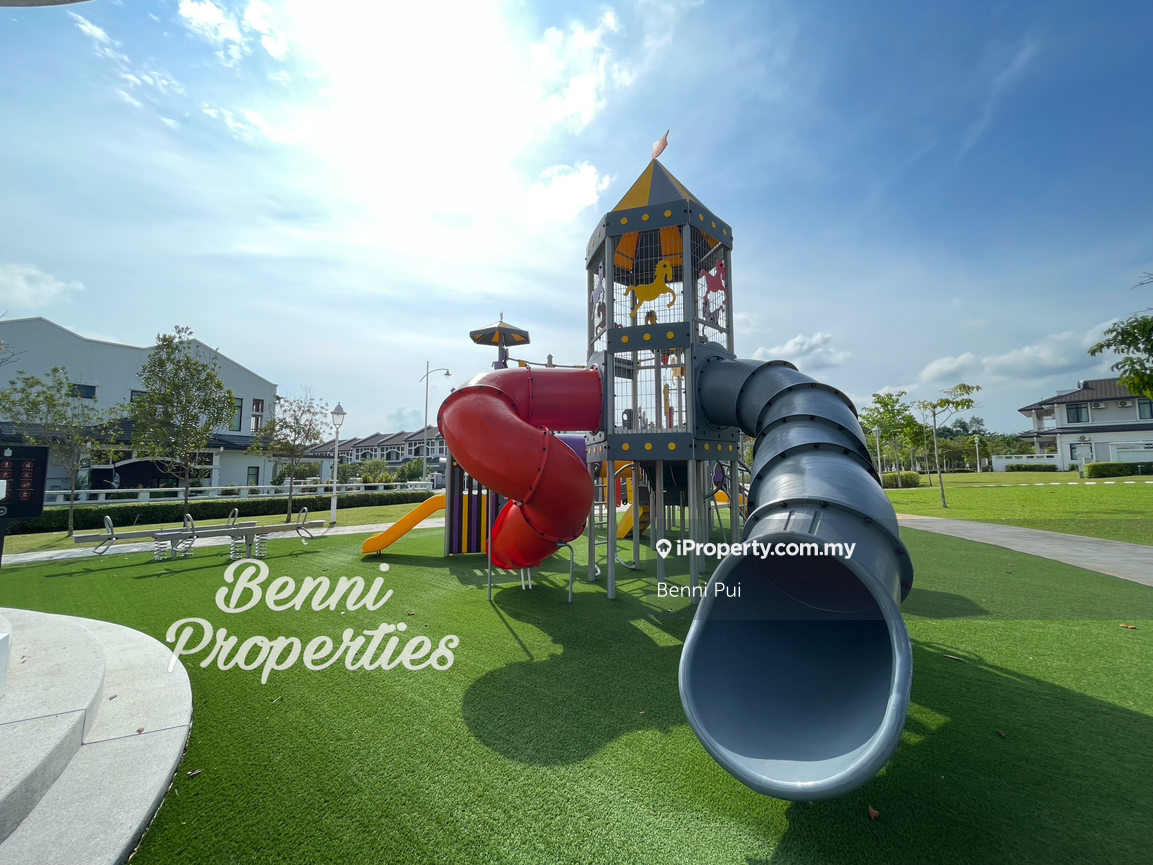 Rumah Berangkai 2 Tingkat untuk Dijual di Eco Majestic, Semenyih oleh Benni Pui - iProperty.com.my