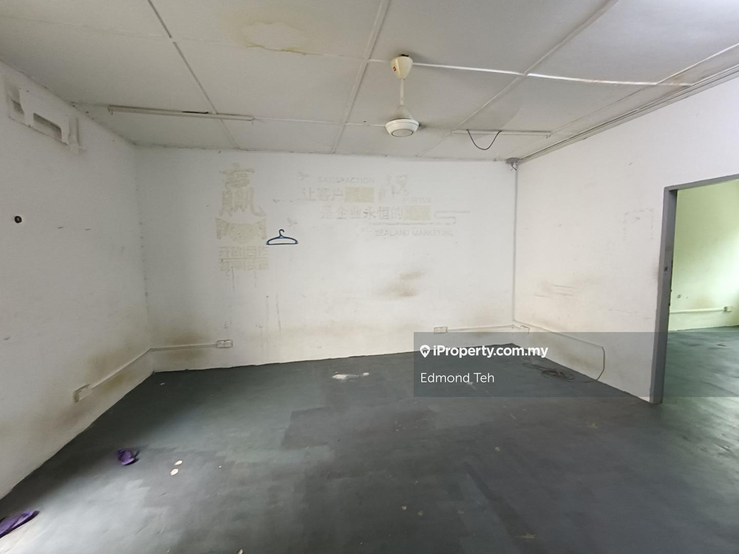 Shop for Sale in Taman Bukit Mewah, Kajang by Edmond Teh - iProperty.com.my