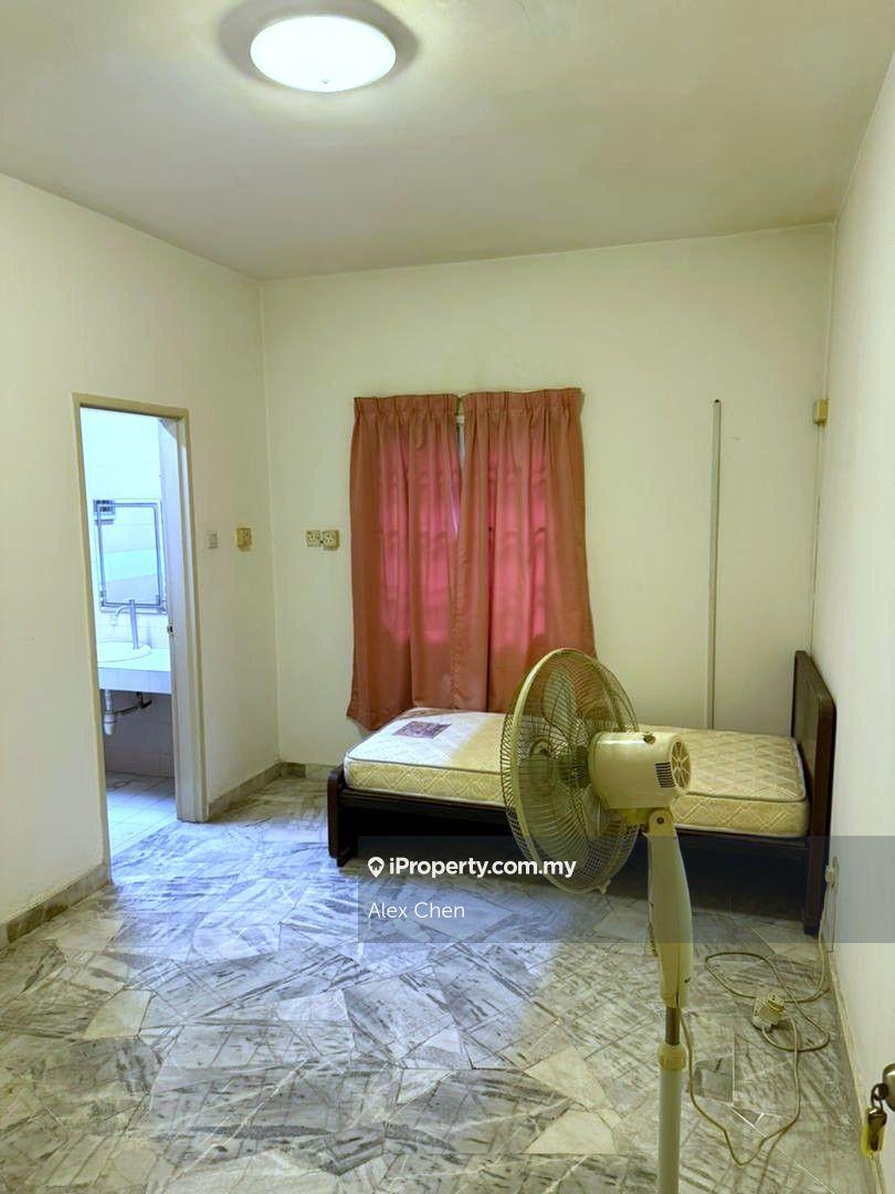 Rumah Berkembar untuk Dijual di Sungai Long, Bandar Sungai Long oleh Alex Chen - iProperty.com.my