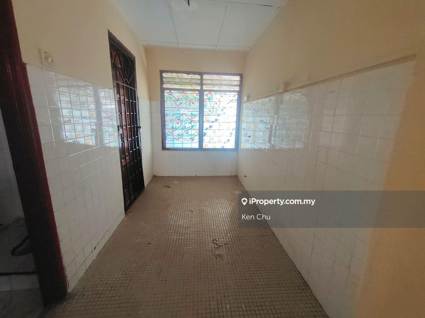 Rumah Berangkai 2 Tingkat untuk Dijual di Taman Puchong Perdana, Puchong oleh Ken Chu - iProperty.com.my