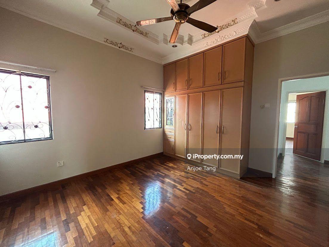 Bungalow House for Sale in Corner Unit Oncidium Heights, Shah Alam by Anjoe Tang - iProperty.com.my