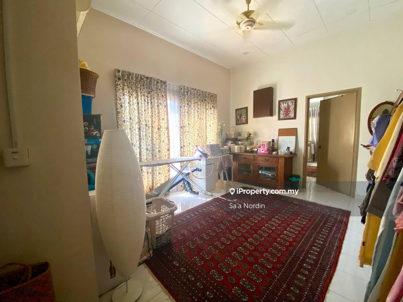 Rumah Berkembar untuk Dijual di Seksyen 7, Shah Alam oleh Sa'a Nordin - iProperty.com.my