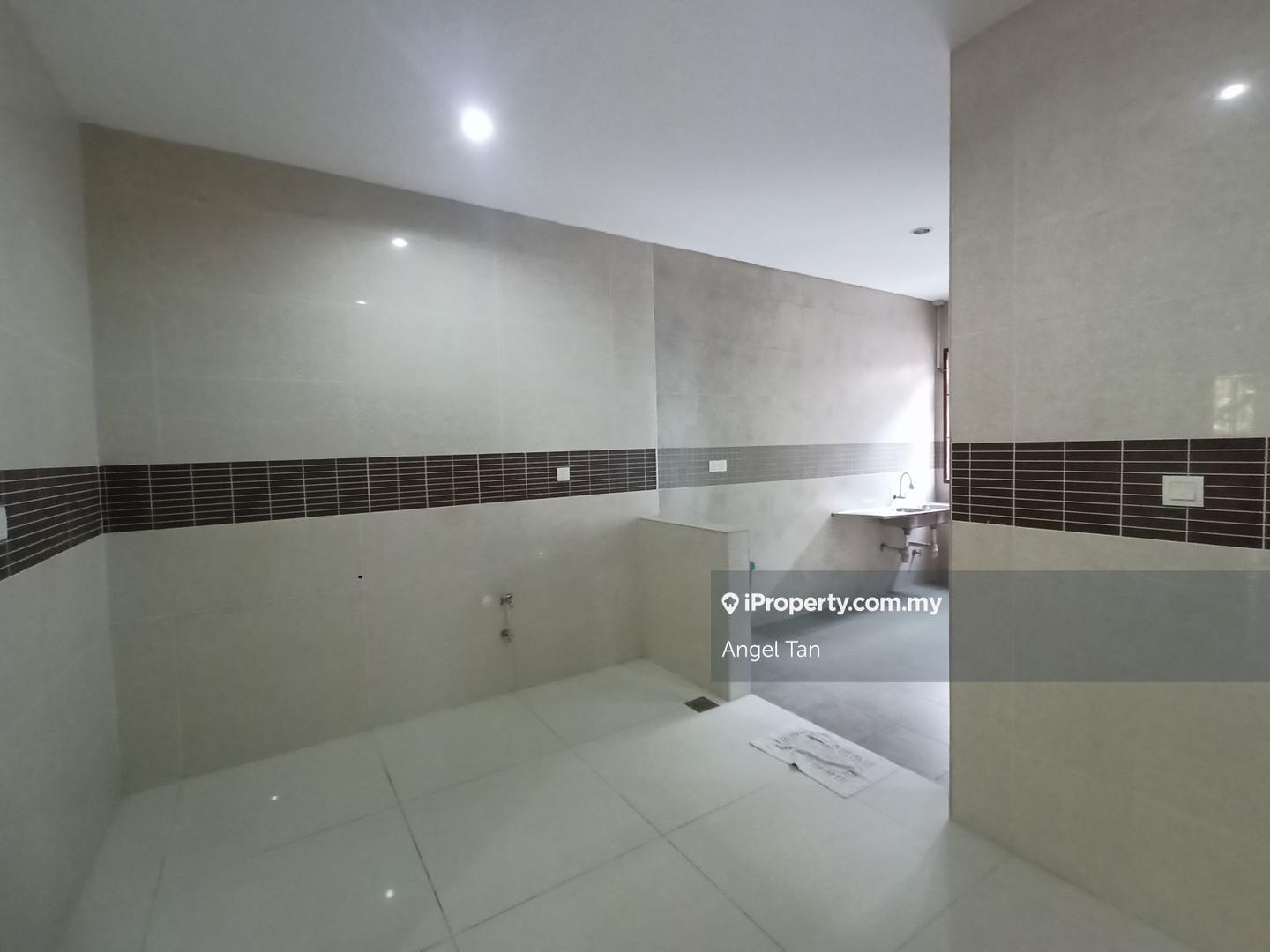 Rumah Berangkai 2 Tingkat untuk Dijual di Bandar Kinrara Seksyen 8, Bandar Kinrara oleh Angel Tan - iProperty.com.my