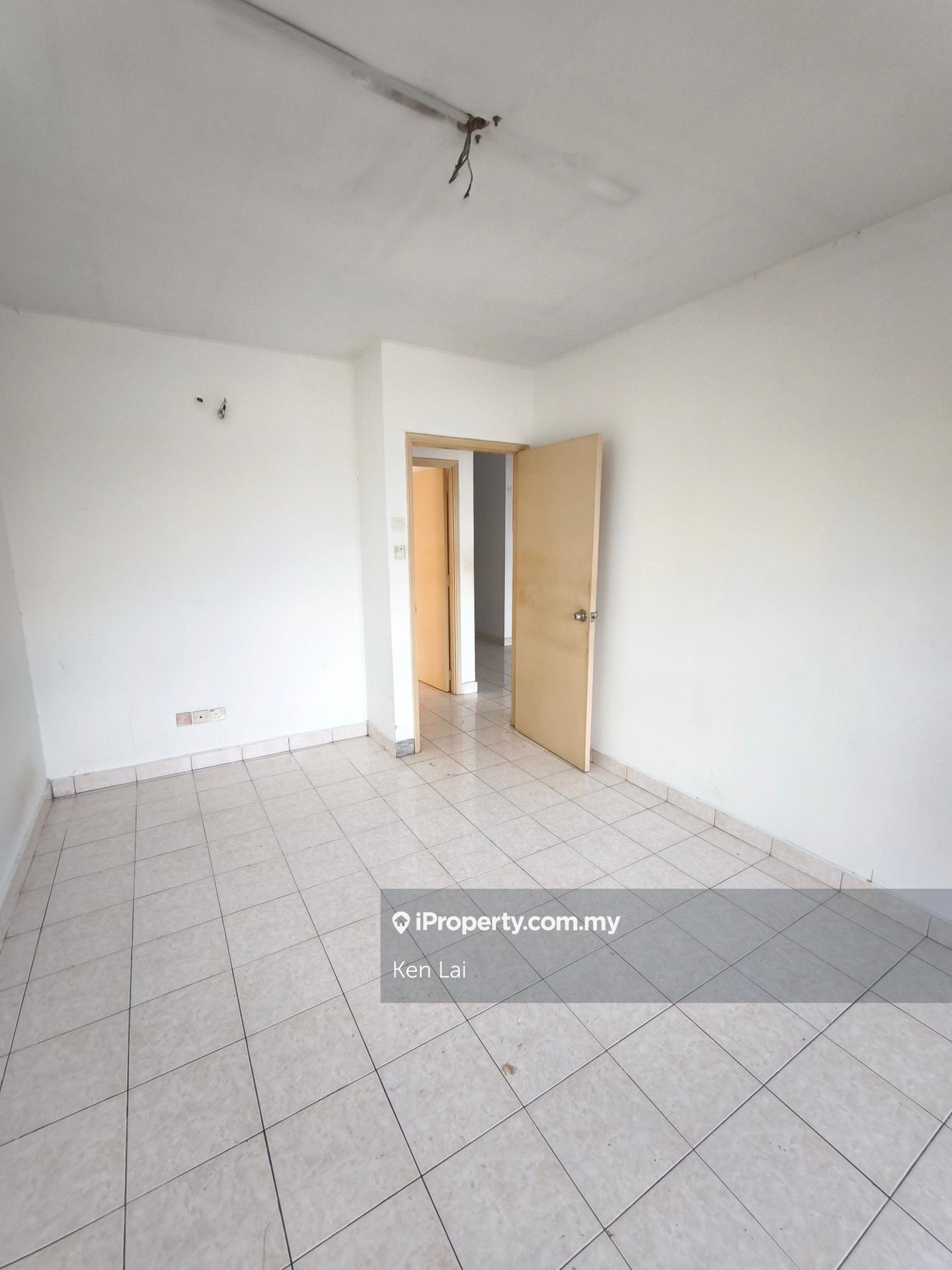 Condominium for Sale in Palm Spring @ Damansara by Ken Lai - iProperty.com.my