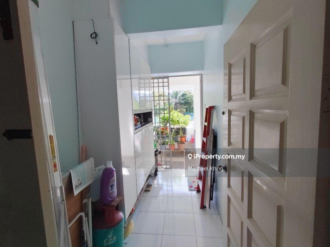 Kondominium untuk Dijual di Desa Bukit Jambul oleh Michael Khng - iProperty.com.my