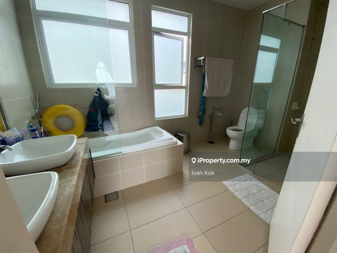 Kondominium untuk Dijual di Amaya Saujana oleh Ivan Kok - iProperty.com.my