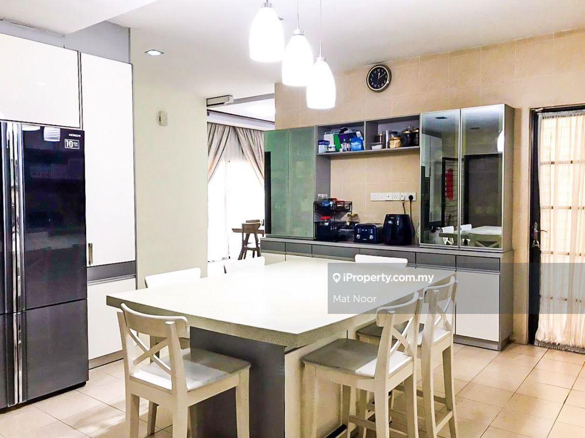 Rumah Berangkai 2 Tingkat untuk Dijual di Bukit Jelutong, Shah Alam oleh Mat Noor - iProperty.com.my