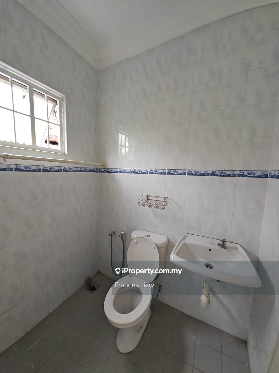 Rumah Berangkai 2 Tingkat untuk Dijual di Taman Puncak Jalil, Seri Kembangan oleh Frances Liew - iProperty.com.my