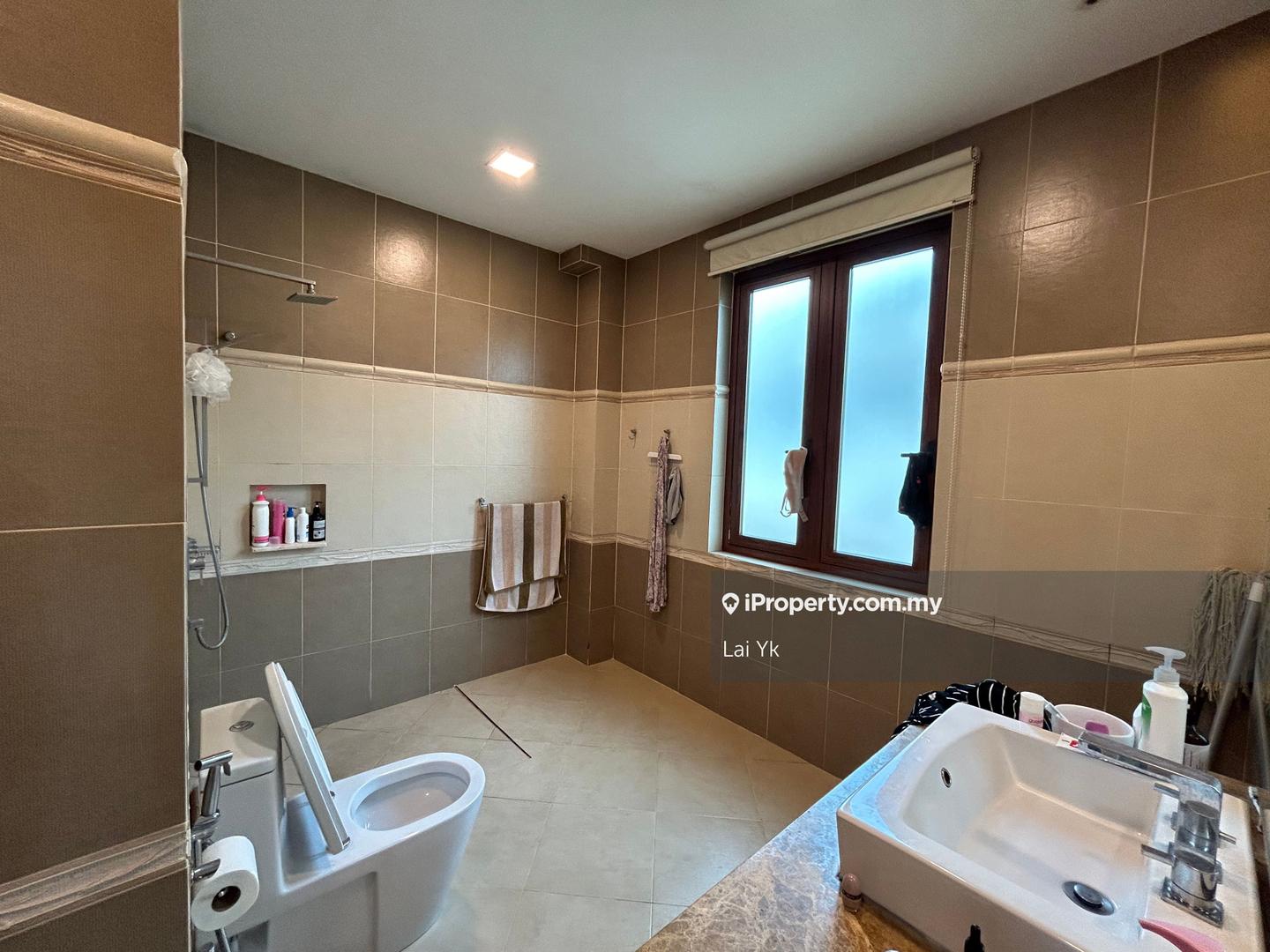 Bungalow House for Sale in Subang Heights, Subang Jaya by Lai Yk - iProperty.com.my