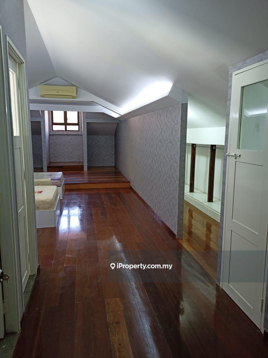 Bungalow House for Sale in Tanjung Bungah, Penang by Ederic J. Low - iProperty.com.my