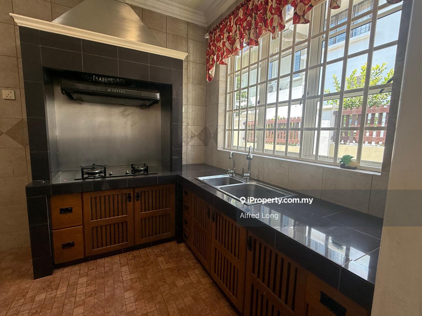 Bungalow House for Sale in Taman Equine, Seri Kembangan by Alfred Long - iProperty.com.my