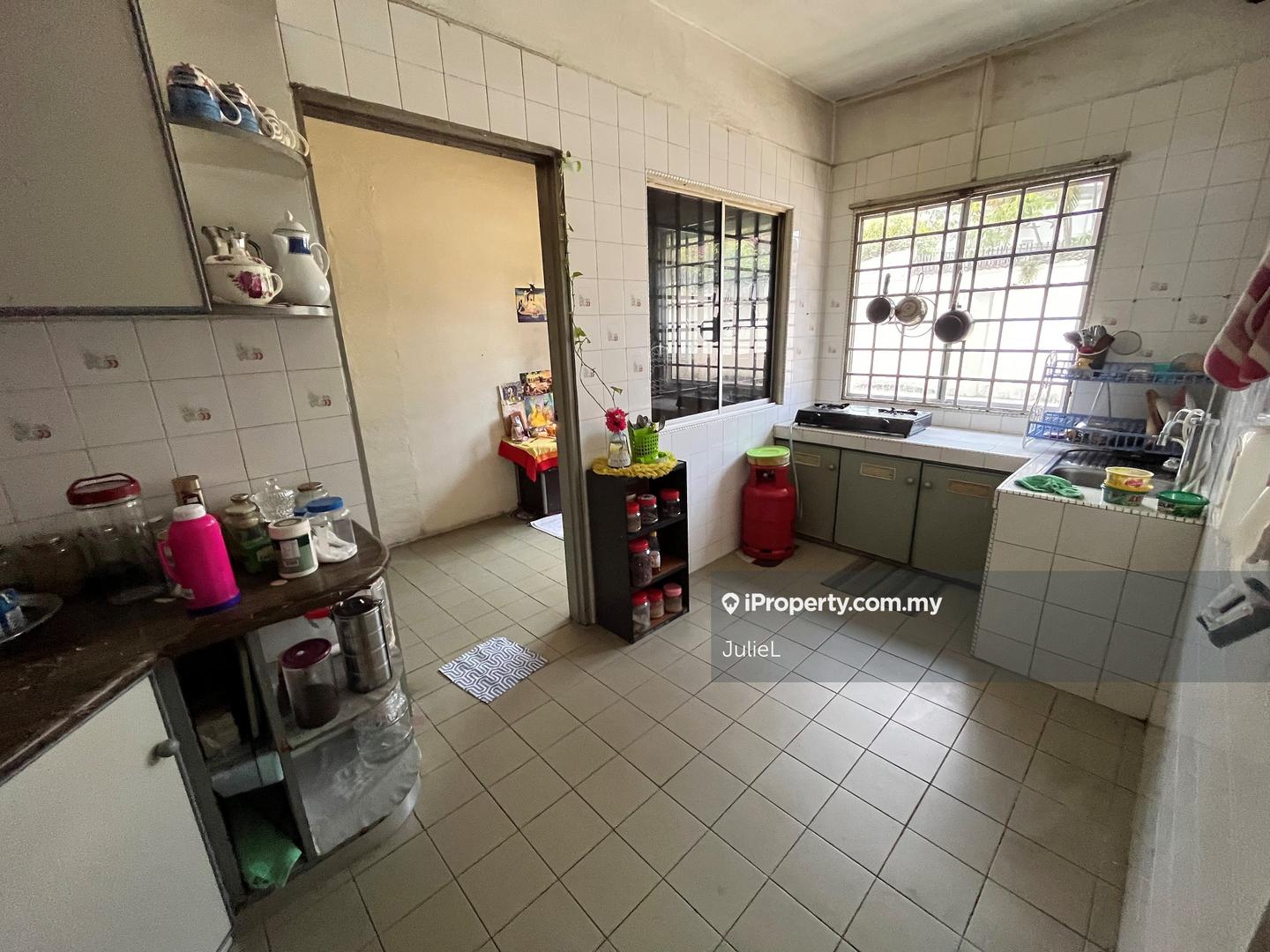 Banglo untuk Dijual di Seksyen 5, Petaling Jaya oleh Julie L - iProperty.com.my