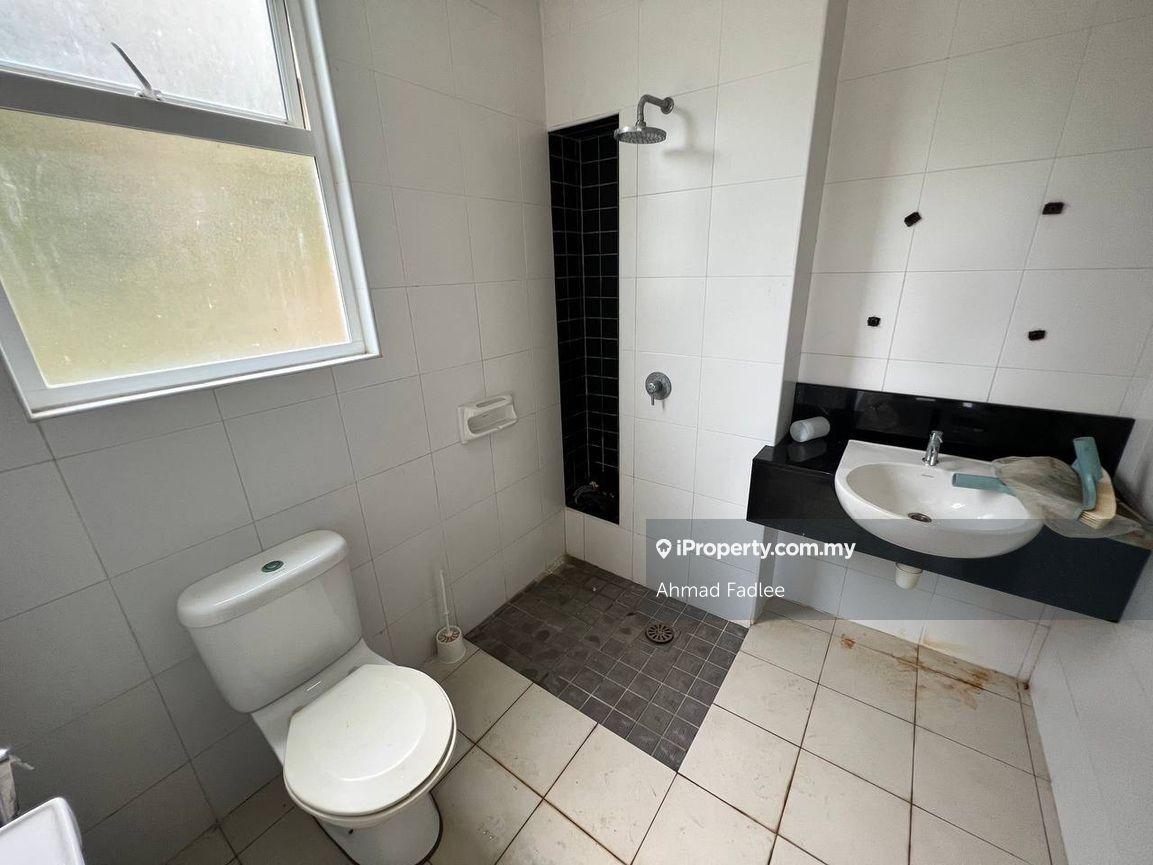 Banglo untuk Dijual di Kayangan Heights, Shah Alam oleh Ahmad Fadlee - iProperty.com.my