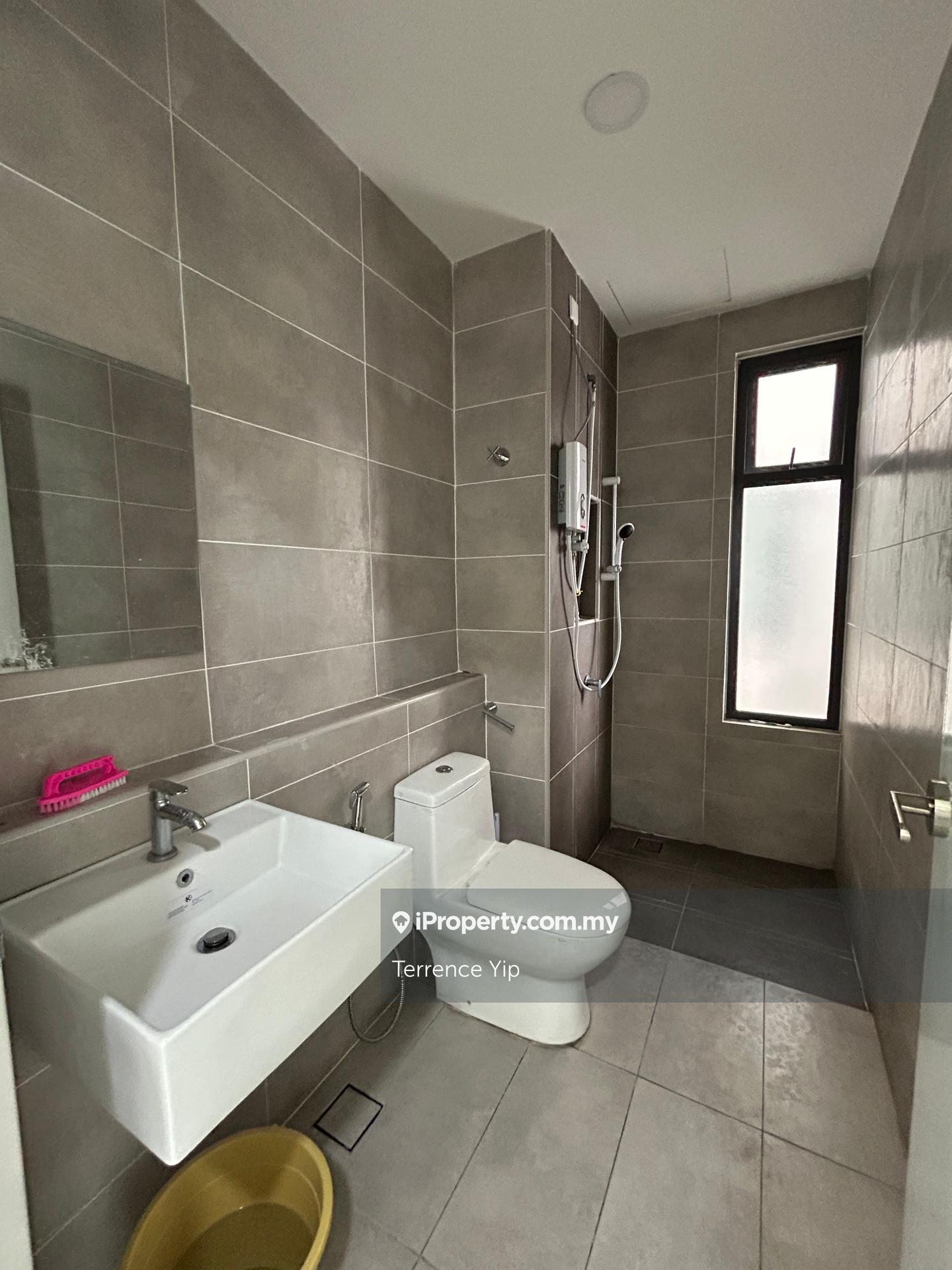 Service Residence for Rent in Twin Residences by Terrence Yip - iProperty.com.my