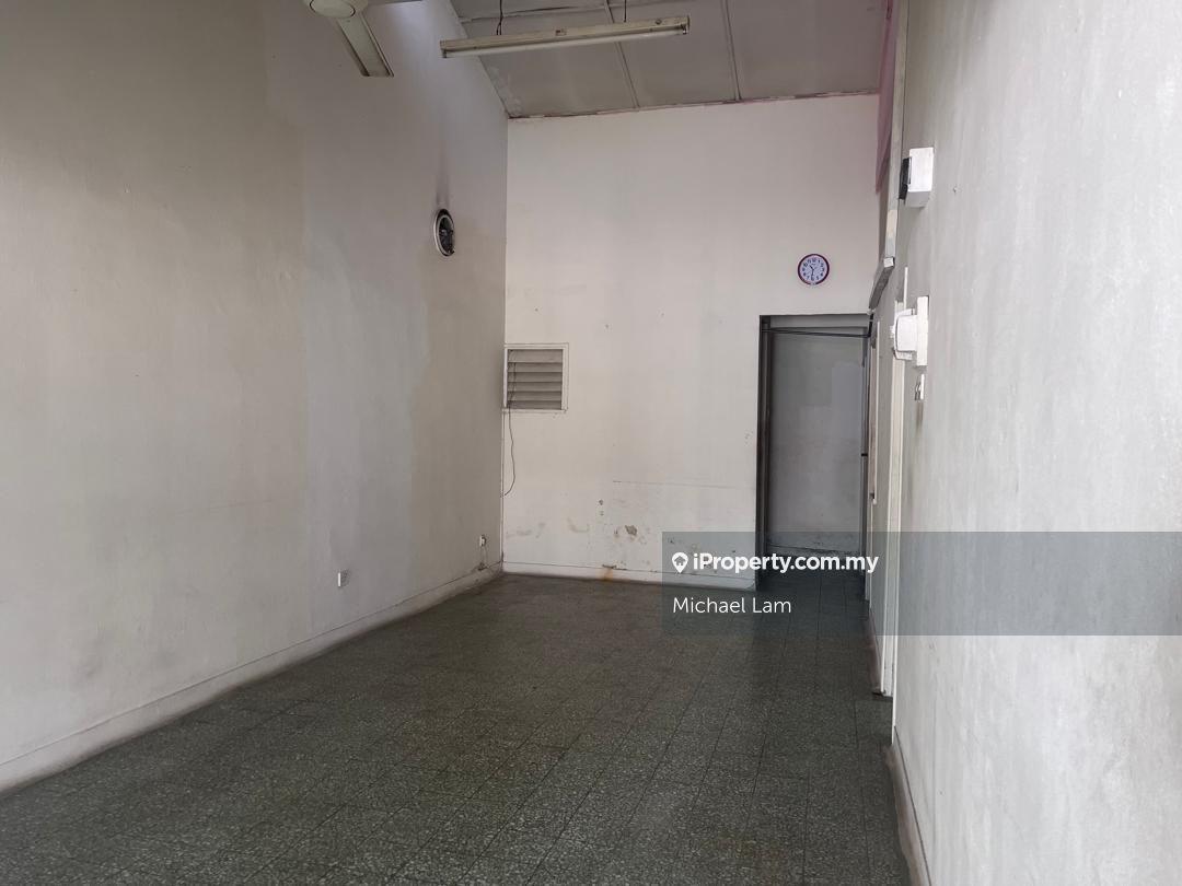 Rumah Berangkai 1 Tingkat untuk Dijual di SS5, Kelana Jaya, Petaling Jaya, Petaling Jaya oleh Michael Lam - iProperty.com.my