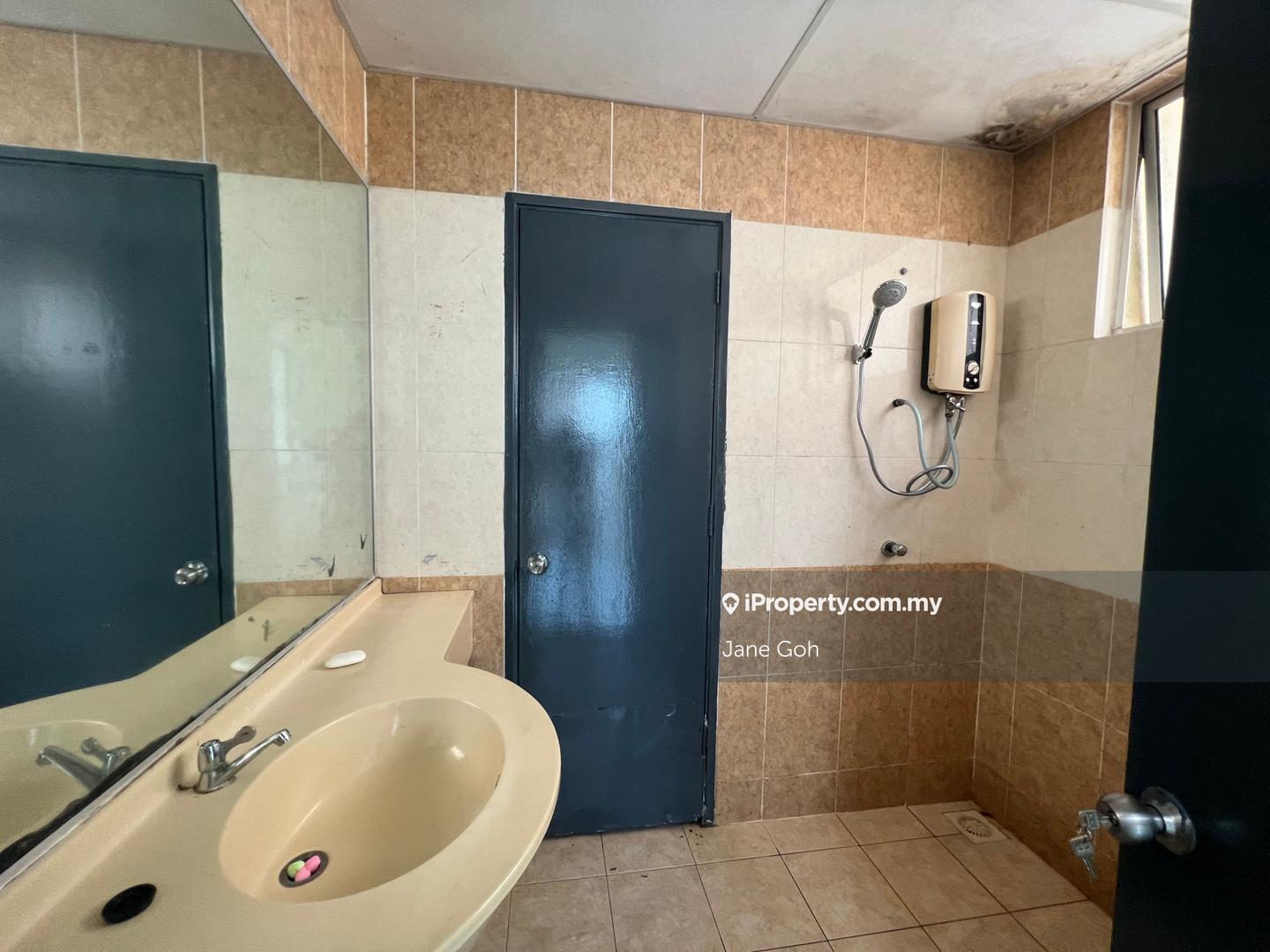 Kondominium untuk Dijual di Platinum Hill PV 6 oleh Jane Goh - iProperty.com.my