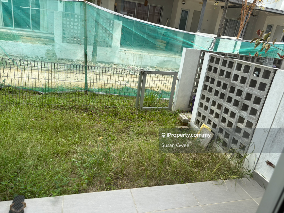 Rumah Berangkai 3 Tingkat untuk Dijual di Bandar Tropicana Aman, Telok Panglima Garang oleh Susan Gwee - iProperty.com.my