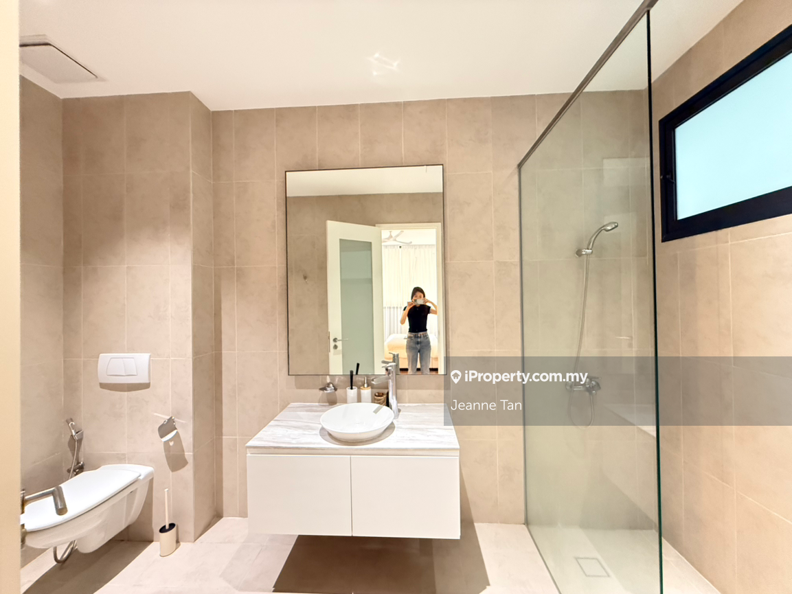 Bungalow House for Sale in Kenny Heights, Kh Villa, Sri Hartamas by Jeanne Tan - iProperty.com.my