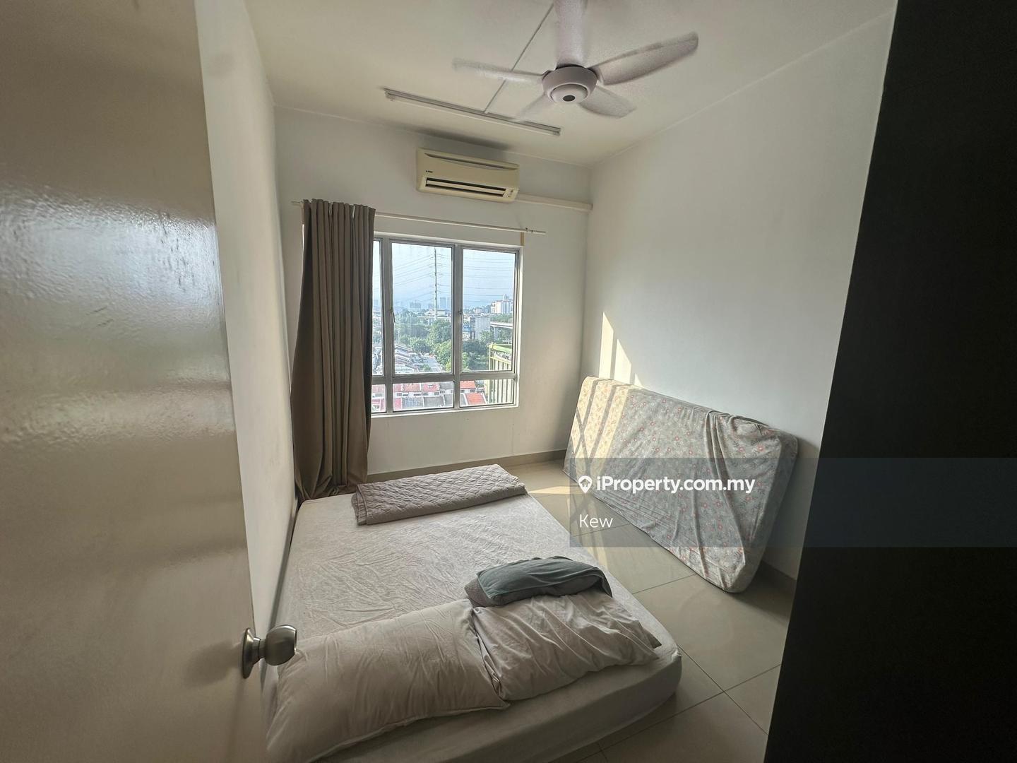 Service Residence for Sale in Connaught Avenue by Kew - iProperty.com.my